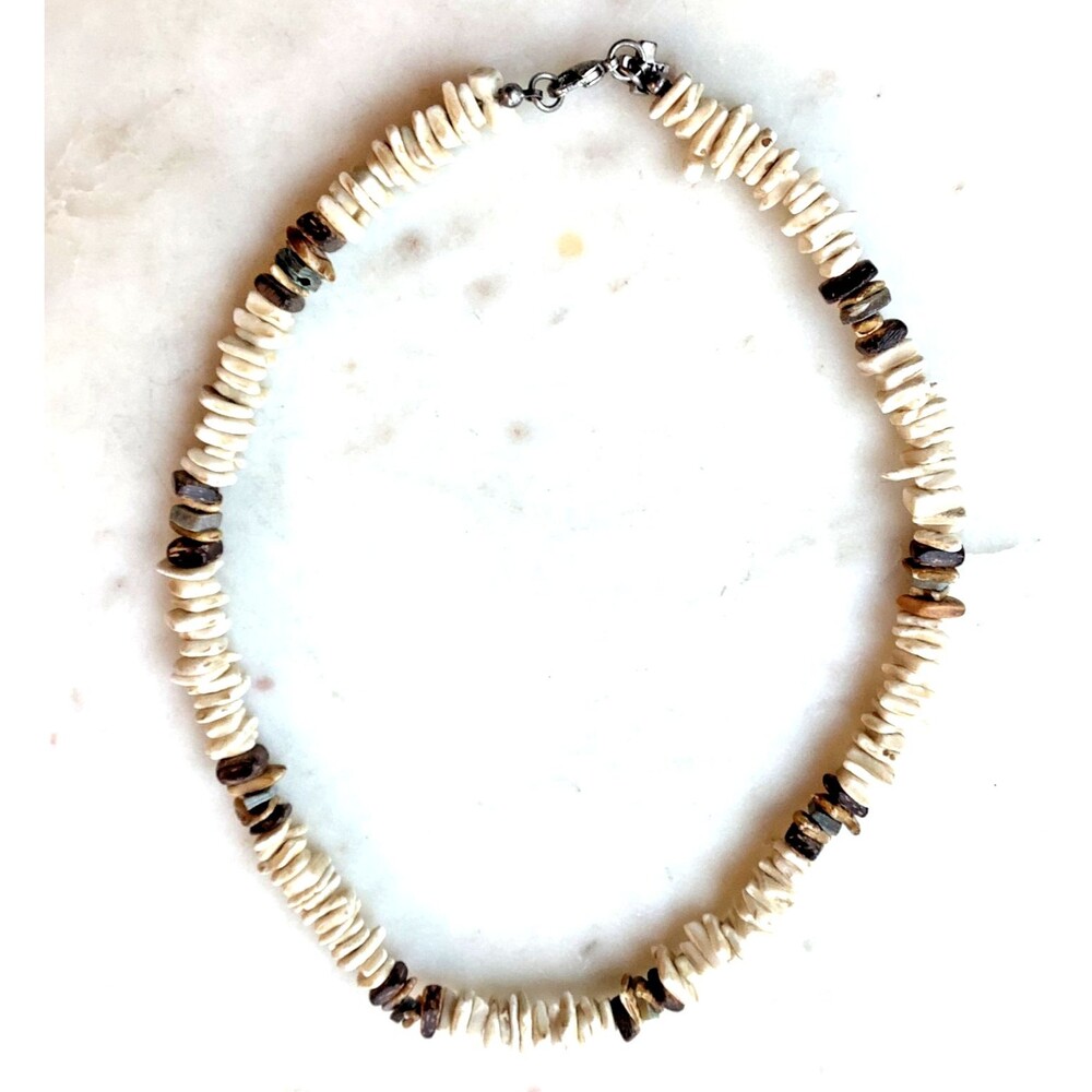 Vintage Aeropostal Necklace Puka Shell Chip  16” Signed 1987 Aero